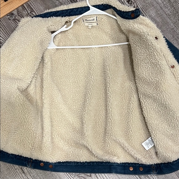 Madewell Blue Denim Jacket with Cream Sherpa Collar - Picture 2 of 5